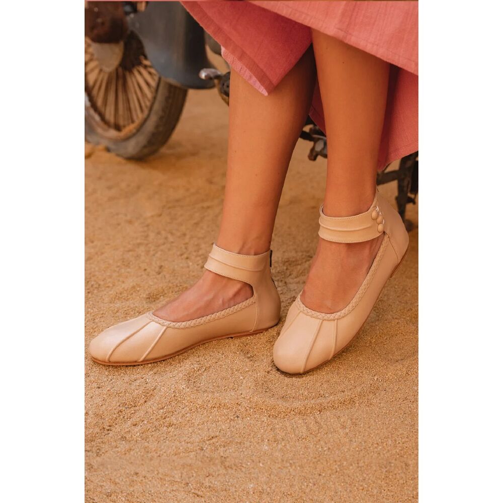 Elf Muse Ballet Flat Shoes Leather Handmade tan Brown Leather Women's Size 9 New